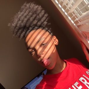 Meet your Posher, Lailahni